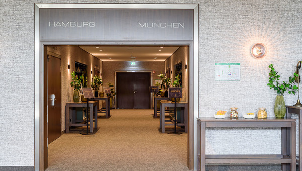 hall Hamburg, Munich