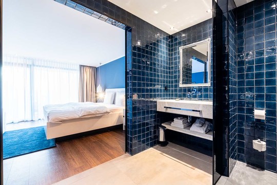 Junior Suite blue