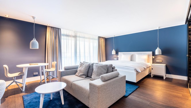 Junior Suite blue
