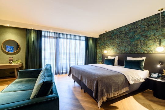 JuniorSuite Emerald