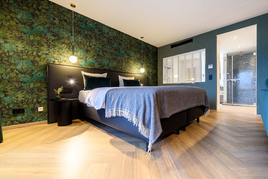 JuniorSuite Emerald