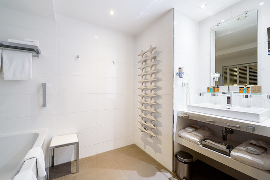 JuniorSuite Emerald